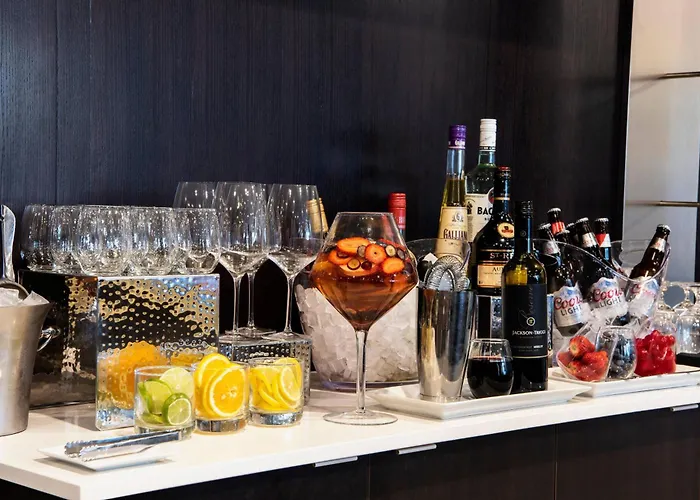 Courtyard By Marriott Edmonton West