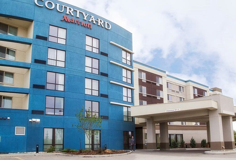 Hotel Courtyard By Marriott West 3*